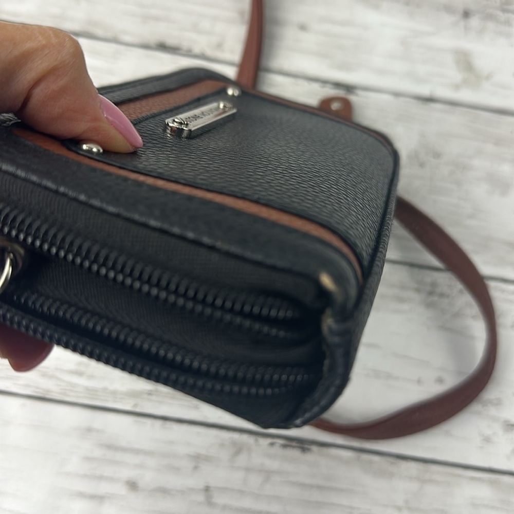 STONE MOUNTAIN Crossbody Brown Leather Purse 8x4” zipper small - Picture 8 of 10